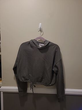 Aero Women's Small Green Pullover Cropped Hoodie  Waistband Drawstring